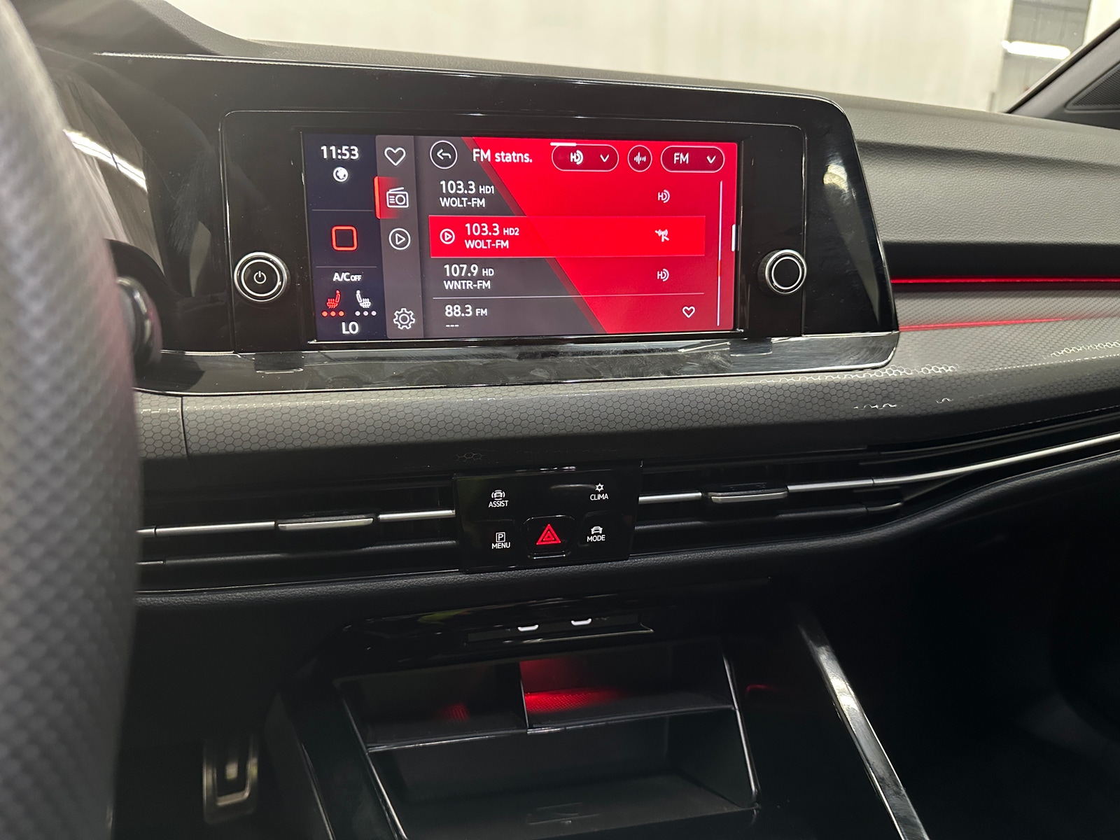 Thumbnail: 2024 Volkswagen Golf - 4