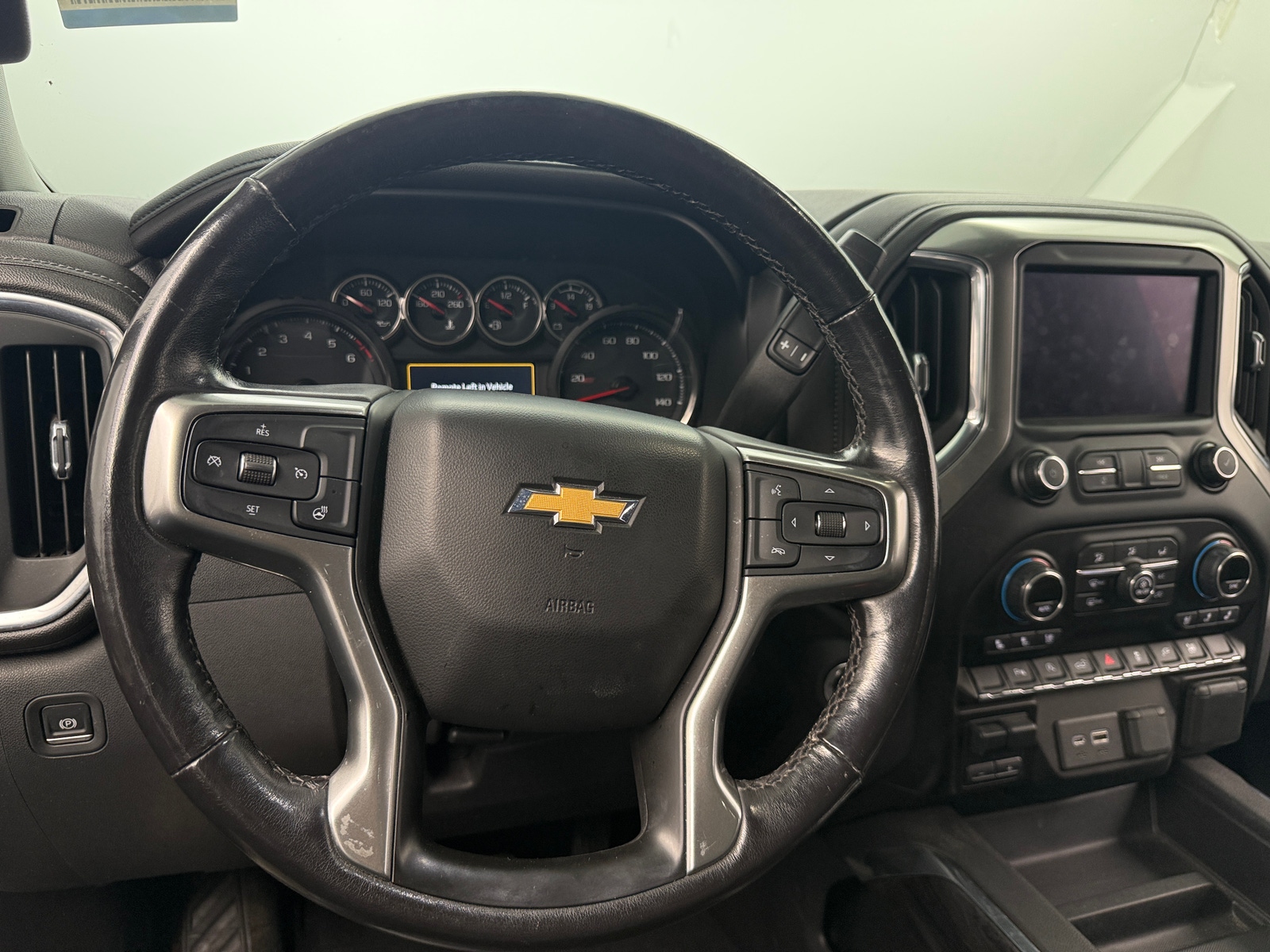 Thumbnail: 2020 Chevrolet Silverado 1500 - 4