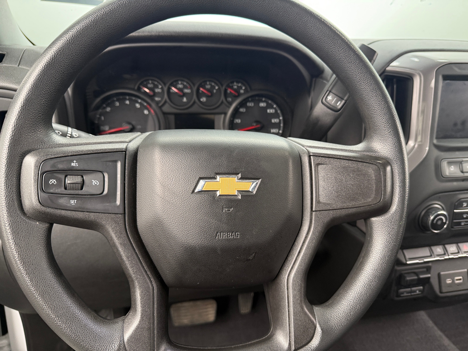 Thumbnail: 2021 Chevrolet Silverado 1500 - 5