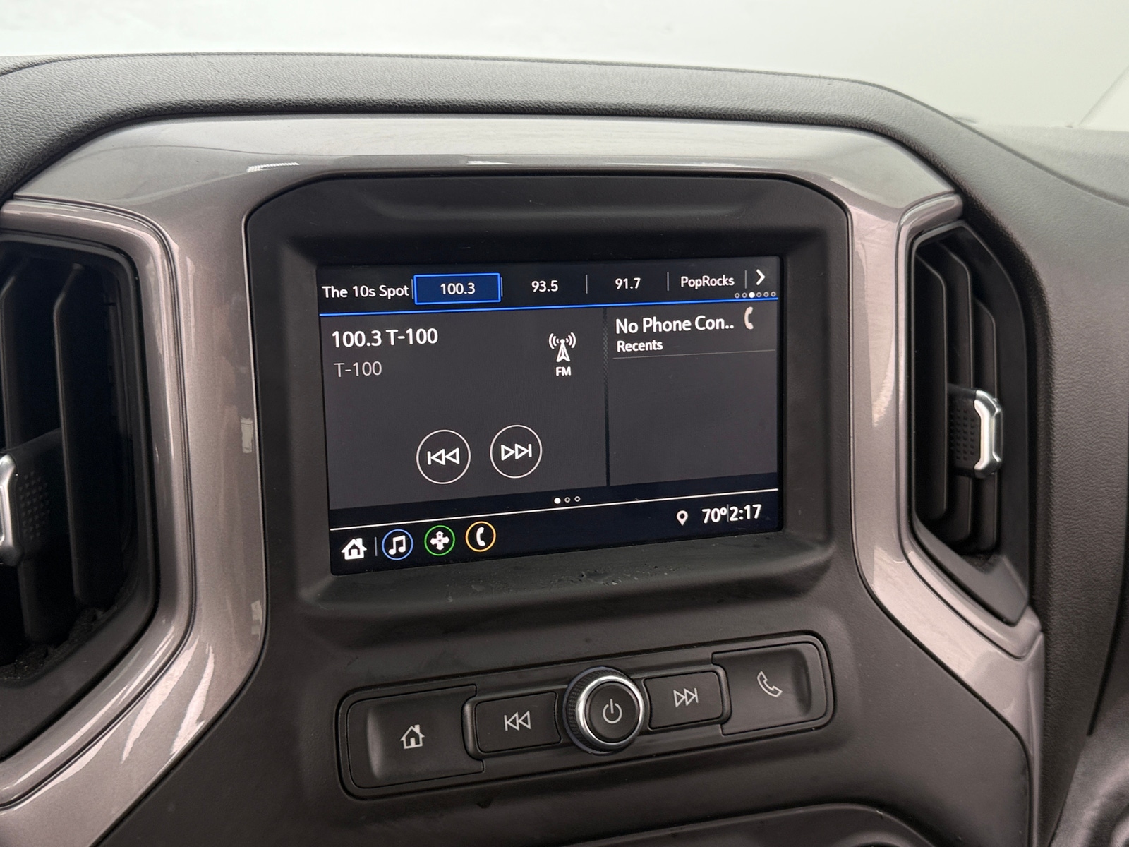 Thumbnail: 2021 Chevrolet Silverado 1500 - 4