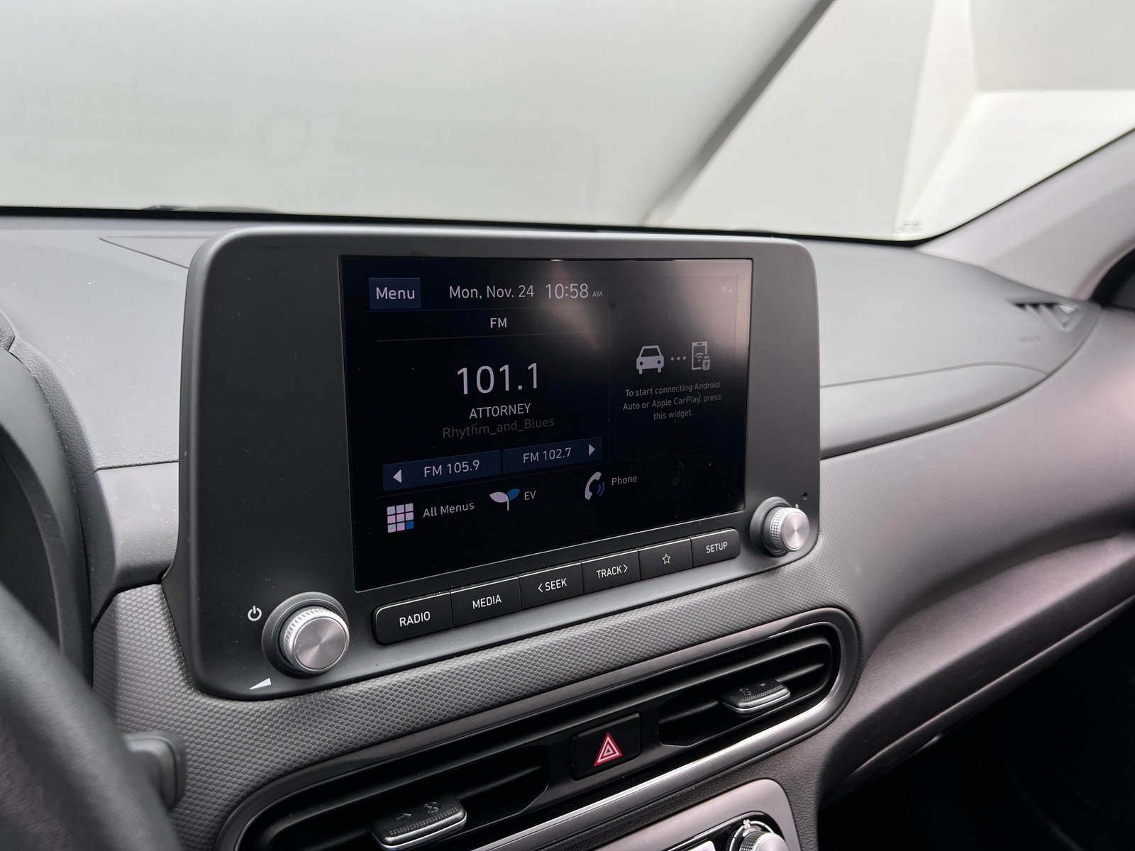 Thumbnail: 2023 Hyundai Kona - 4