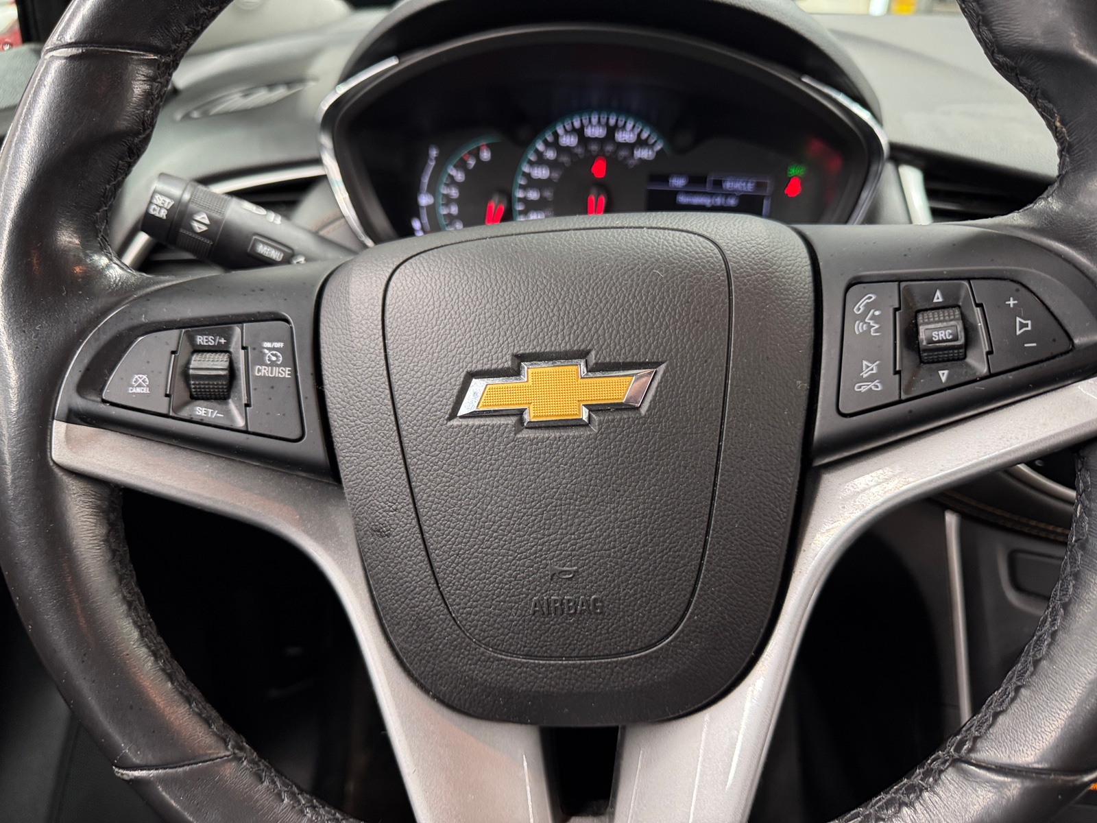 Thumbnail: 2018 Chevrolet Trax - 5