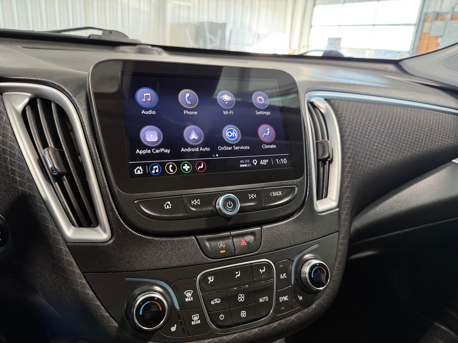 Thumbnail: 2024 Chevrolet Malibu - 4