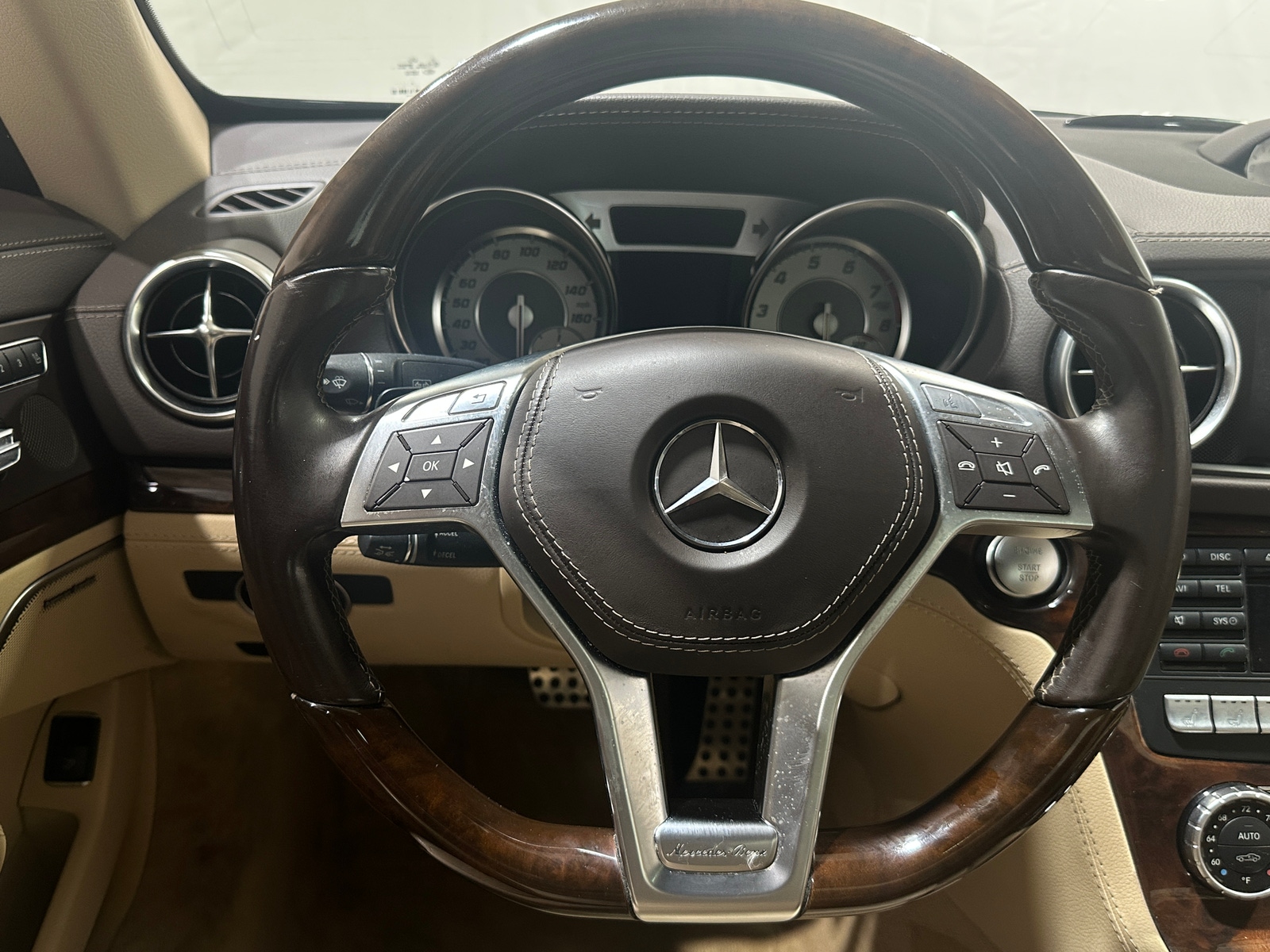 Thumbnail: 2015 Mercedes-Benz SL-Class - 4