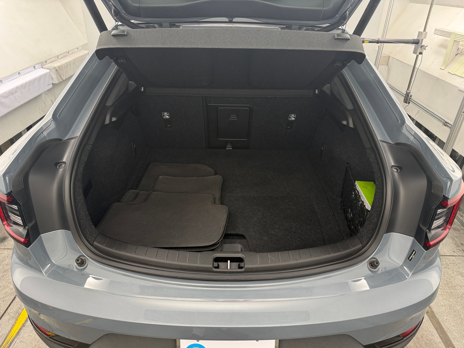 Thumbnail: 2022 Polestar 2 - 7