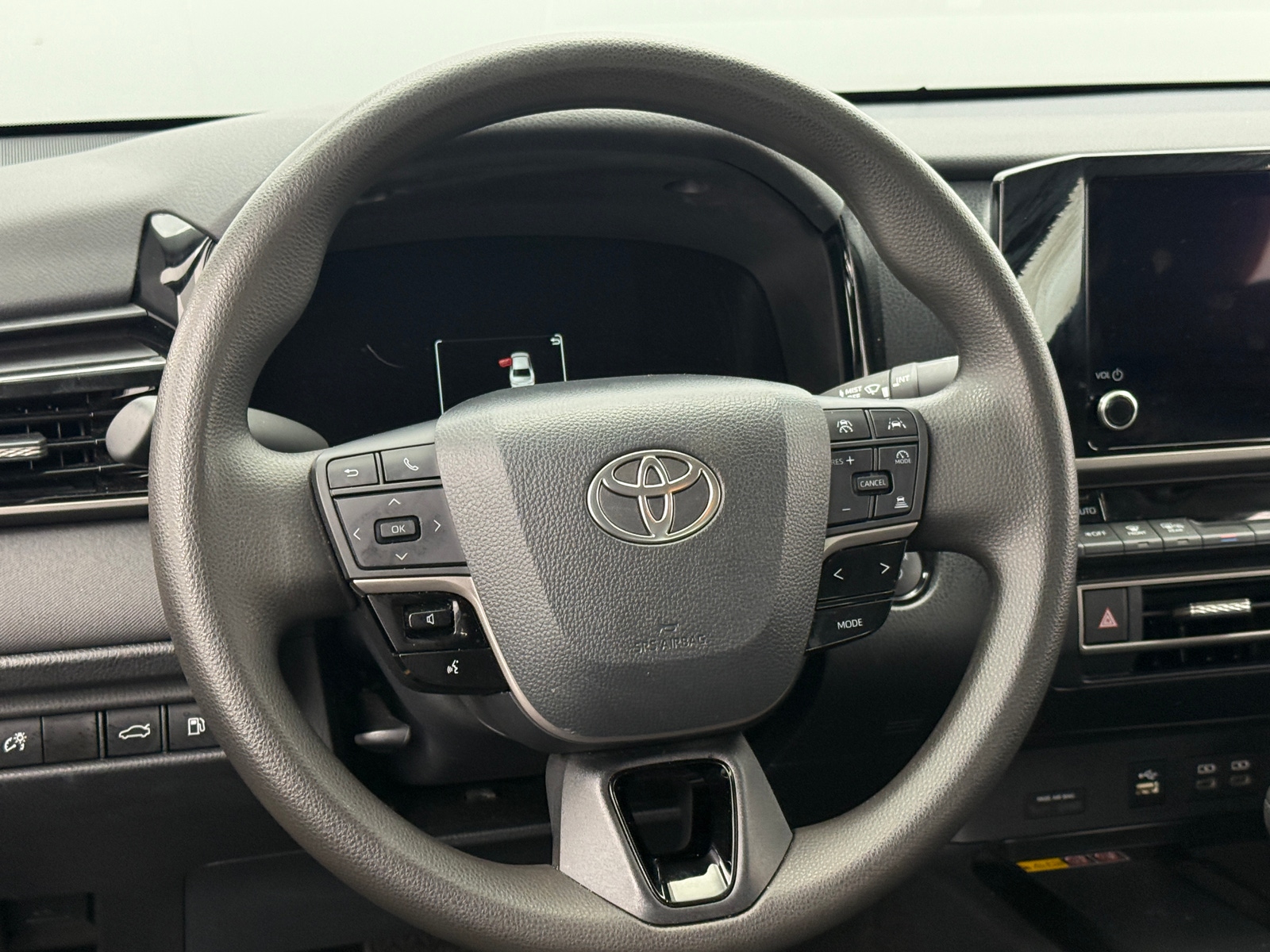 Thumbnail: 2025 Toyota Camry - 5