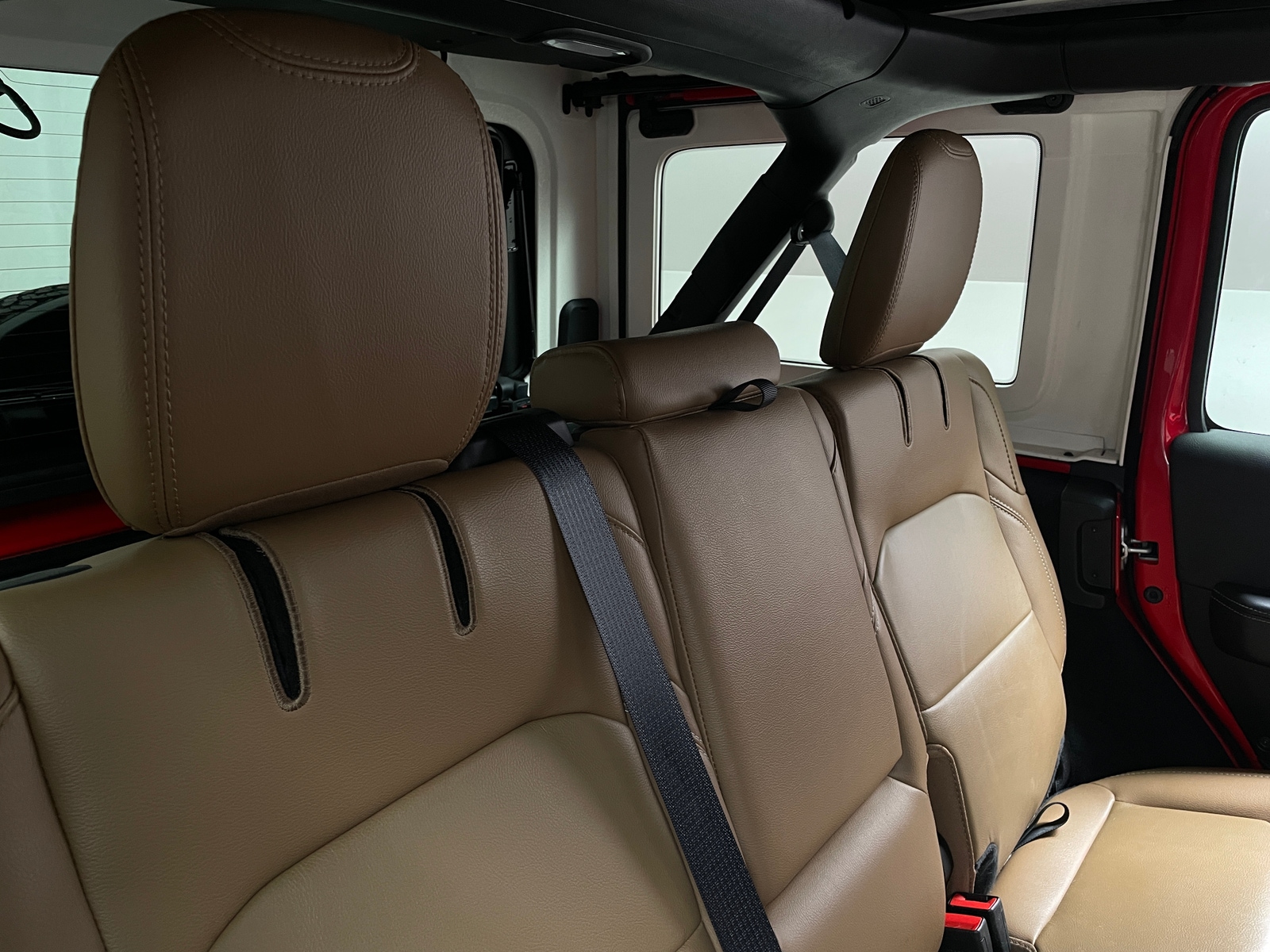 Thumbnail: 2022 Jeep Wrangler - 5