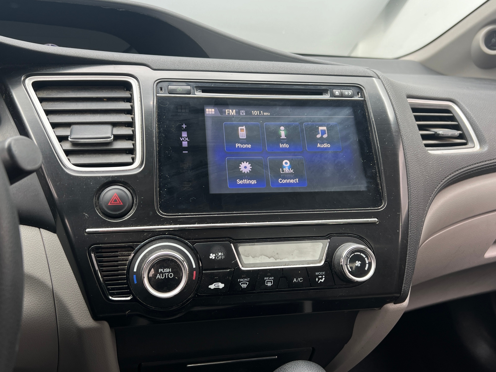 Thumbnail: 2015 Honda Civic - 4