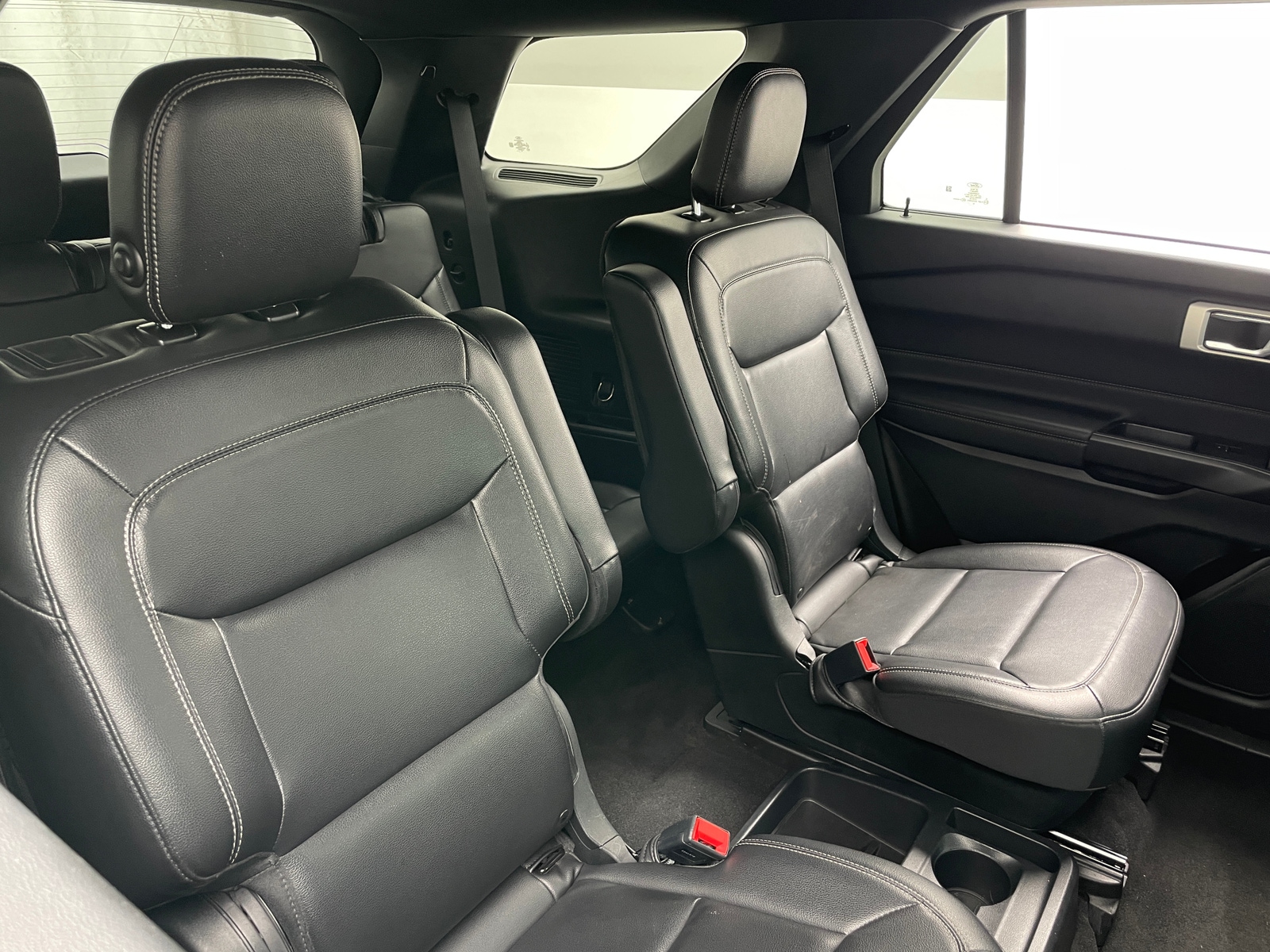 Thumbnail: 2020 Ford Explorer - 5