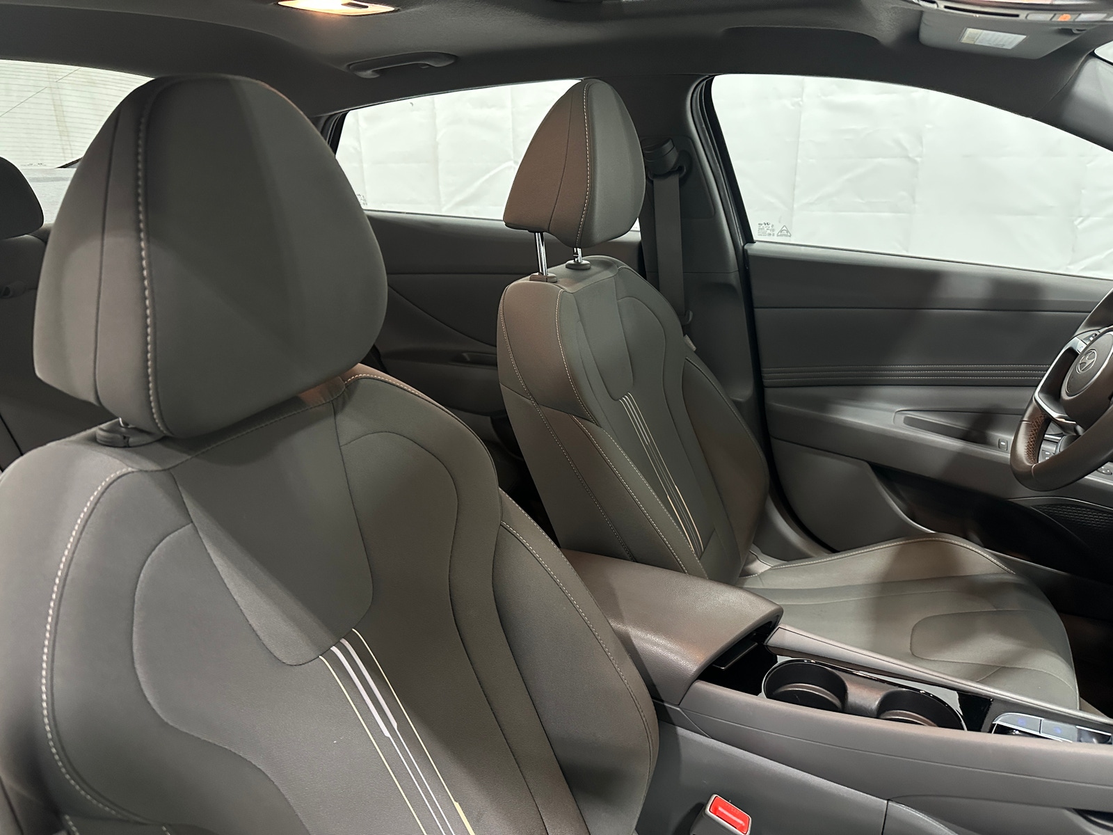 Thumbnail: 2025 Hyundai Elantra - 2