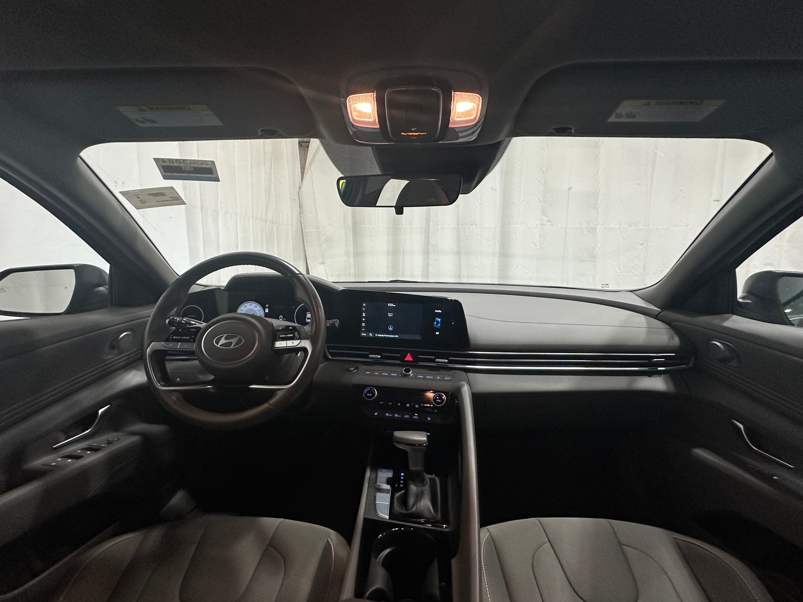 Thumbnail: 2025 Hyundai Elantra - 3