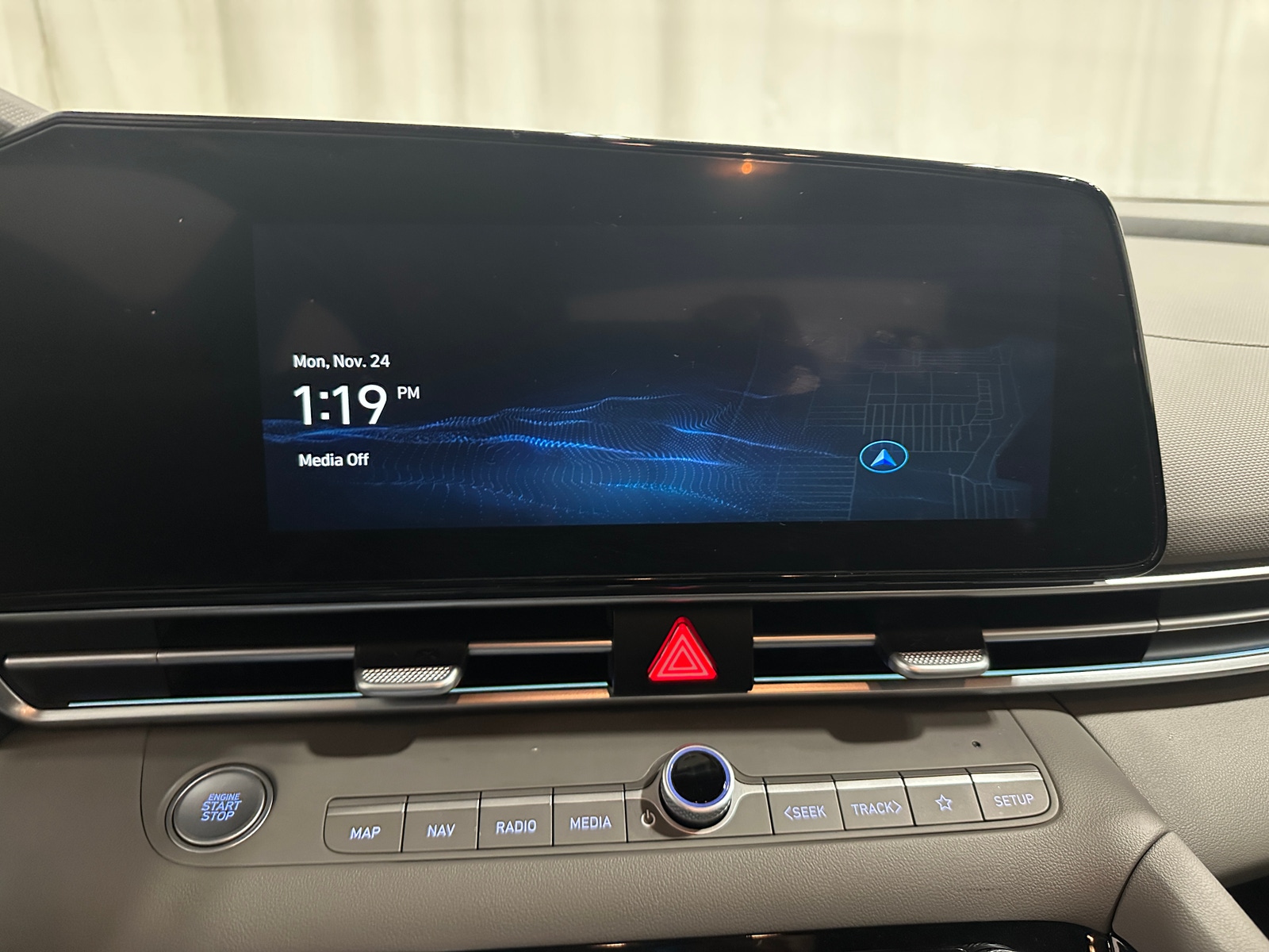 Thumbnail: 2025 Hyundai Elantra - 4