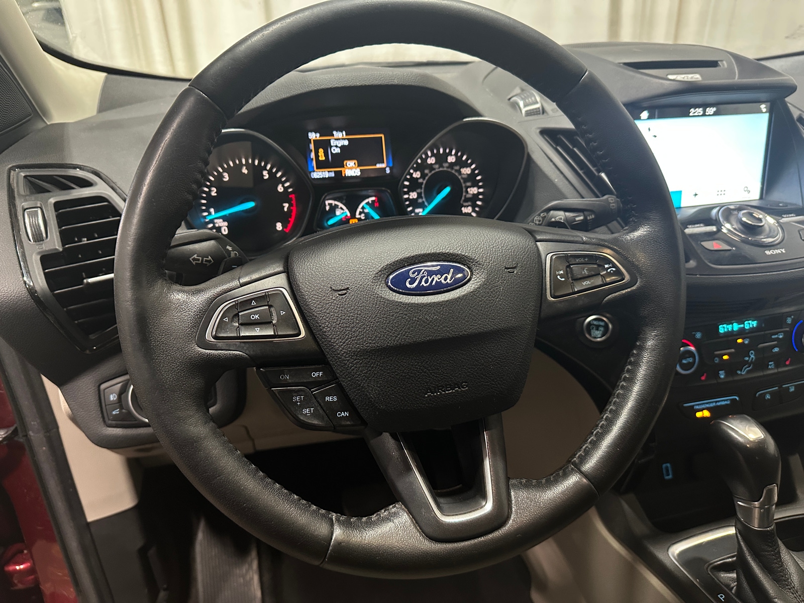 Thumbnail: 2017 Ford Escape - 4