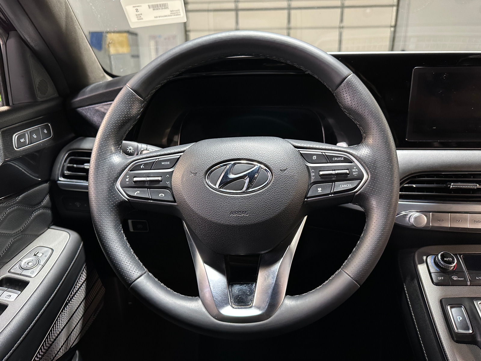 Thumbnail: 2022 Hyundai Palisade - 4