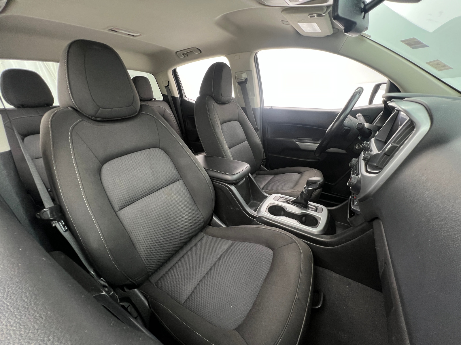 Thumbnail: 2022 Chevrolet Colorado - 2