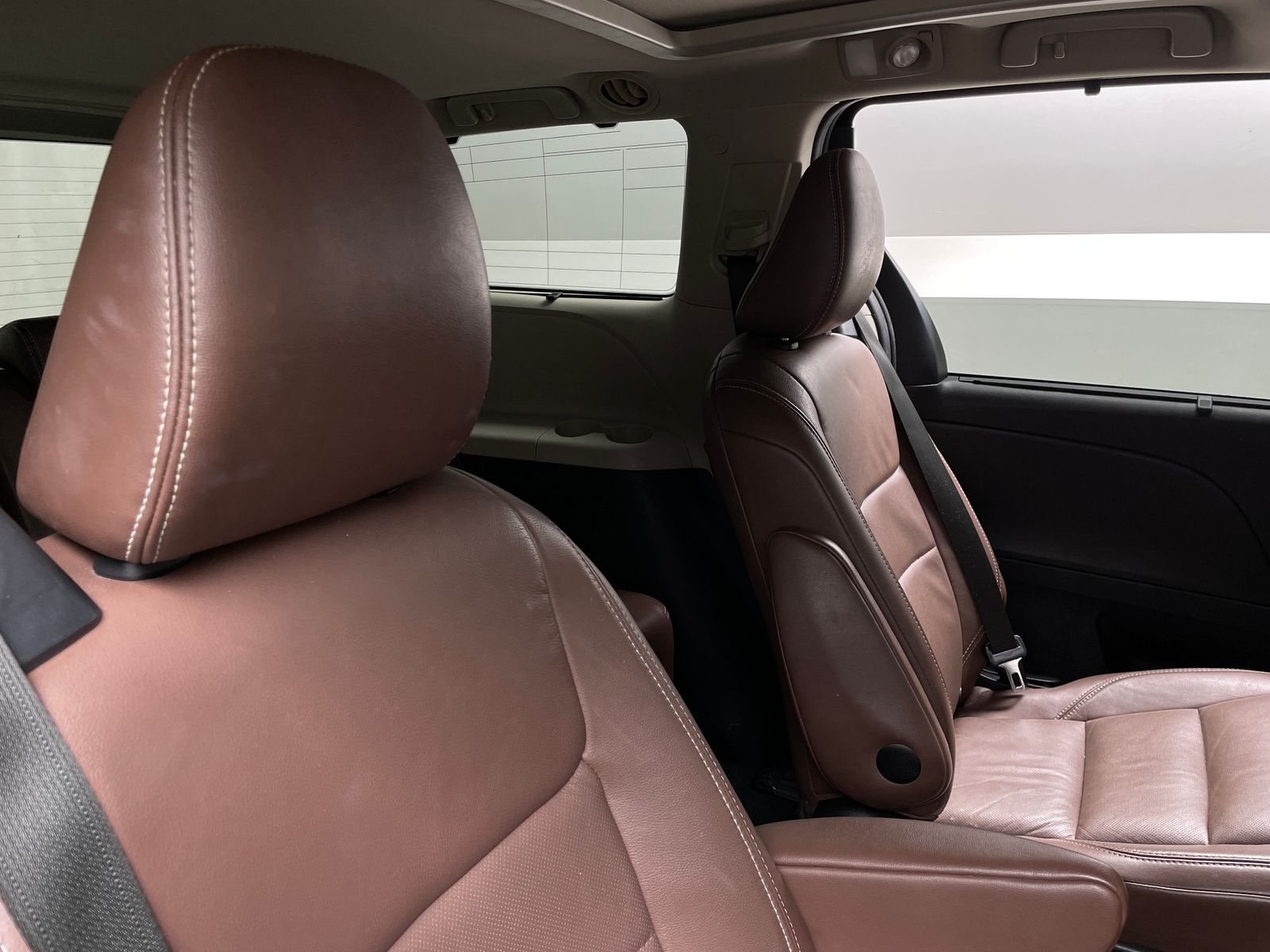 Thumbnail: 2015 Toyota Sienna - 5