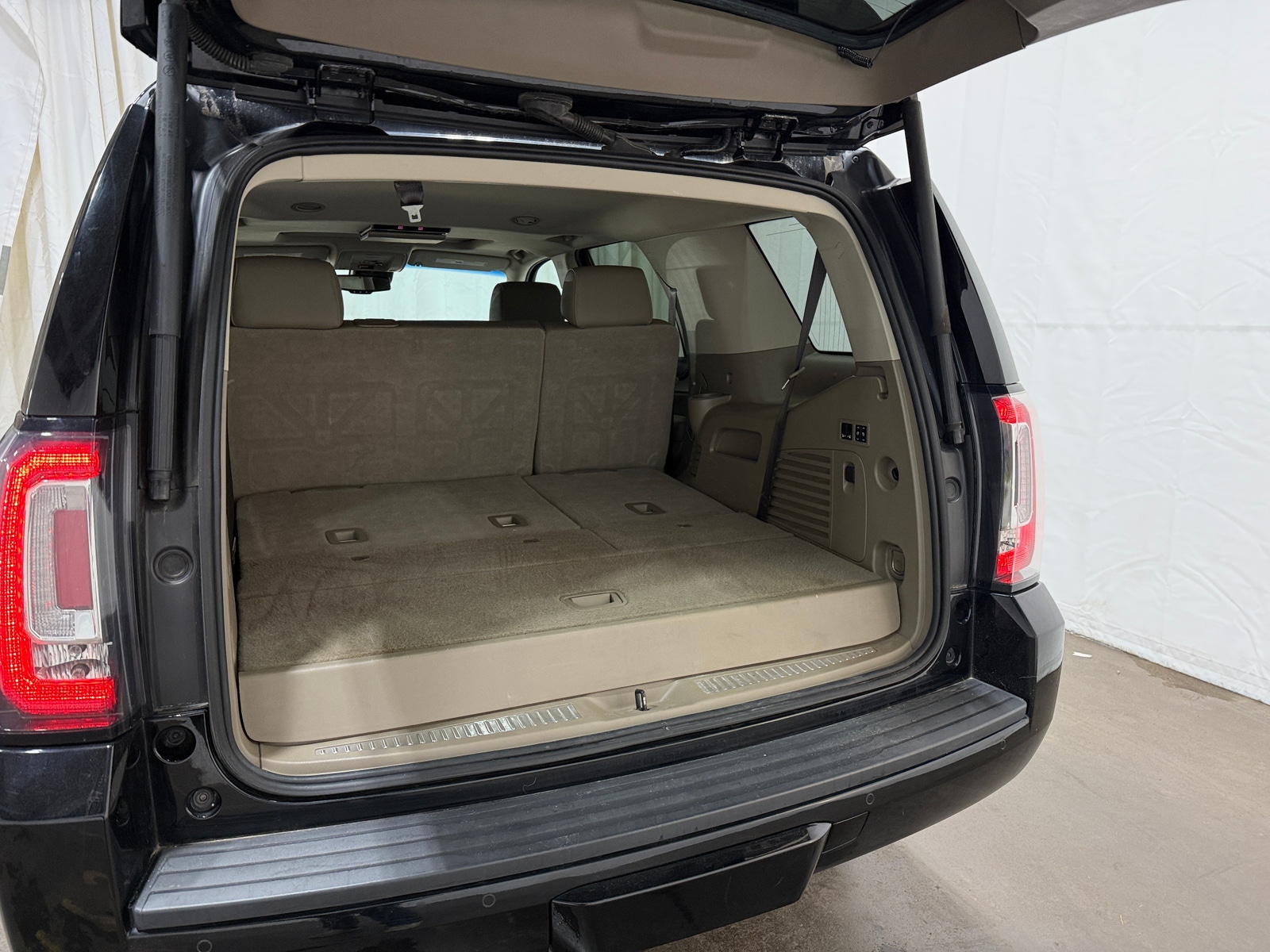 Thumbnail: 2020 GMC Yukon - 6