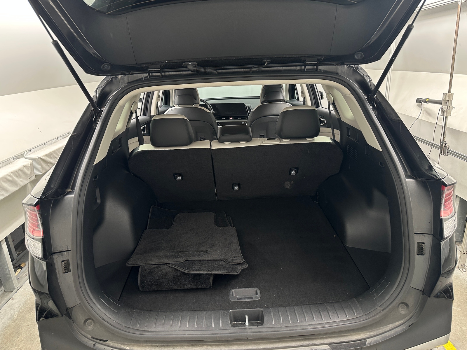 Thumbnail: 2024 Kia Sportage - 7