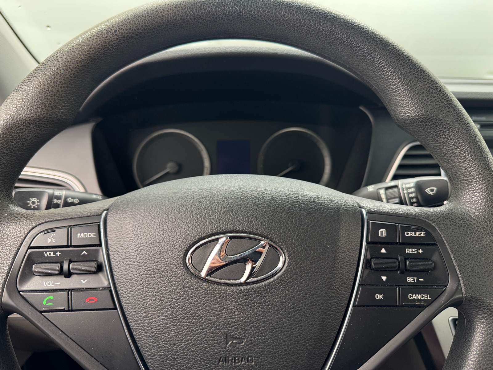 Thumbnail: 2016 Hyundai Sonata - 5