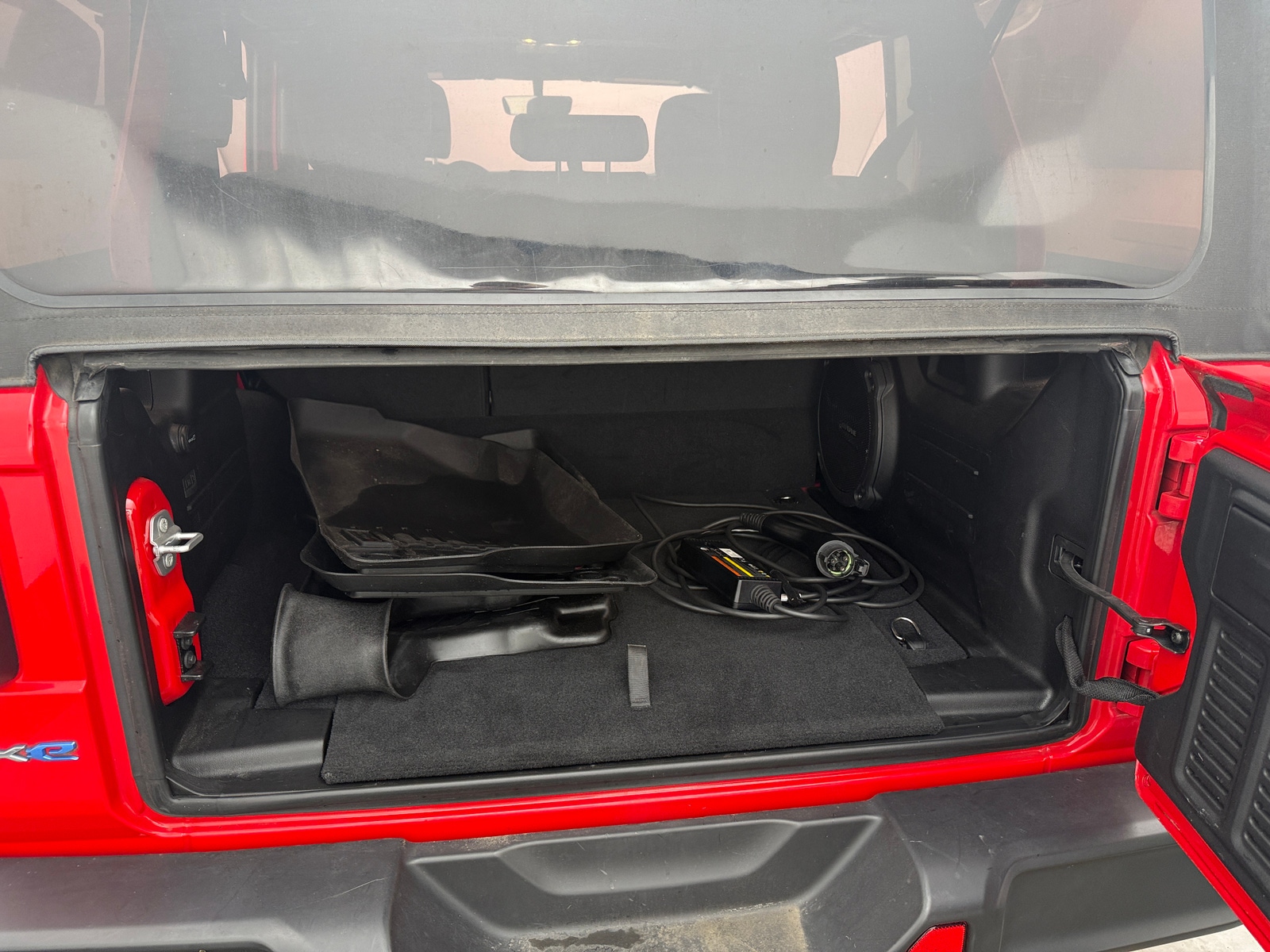 Thumbnail: 2022 Jeep Wrangler - 6