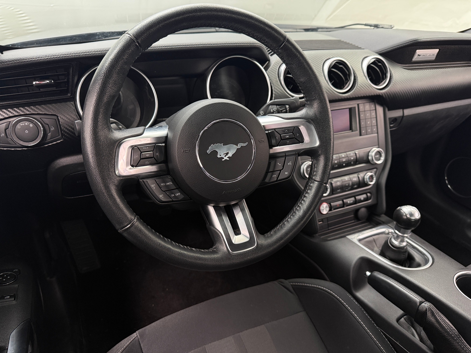 Thumbnail: 2019 Ford Mustang - 4