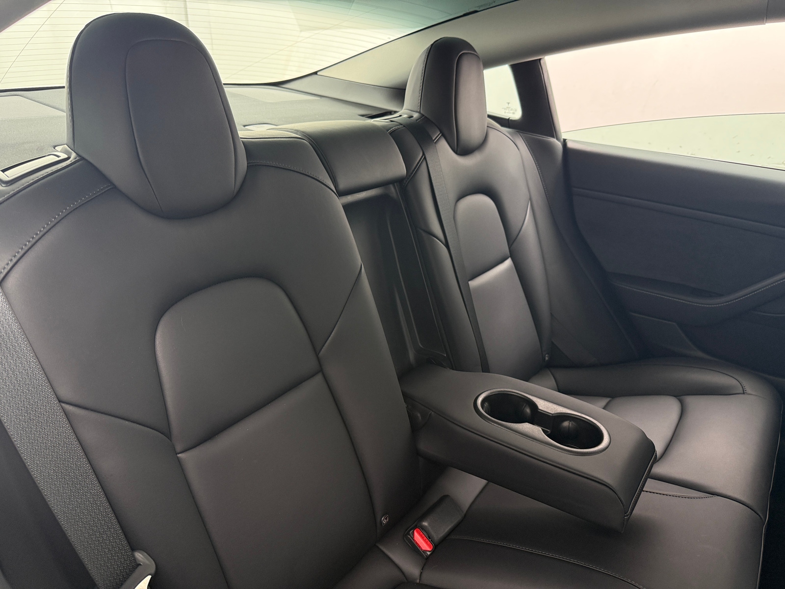 Thumbnail: 2022 Tesla Model 3 - 5