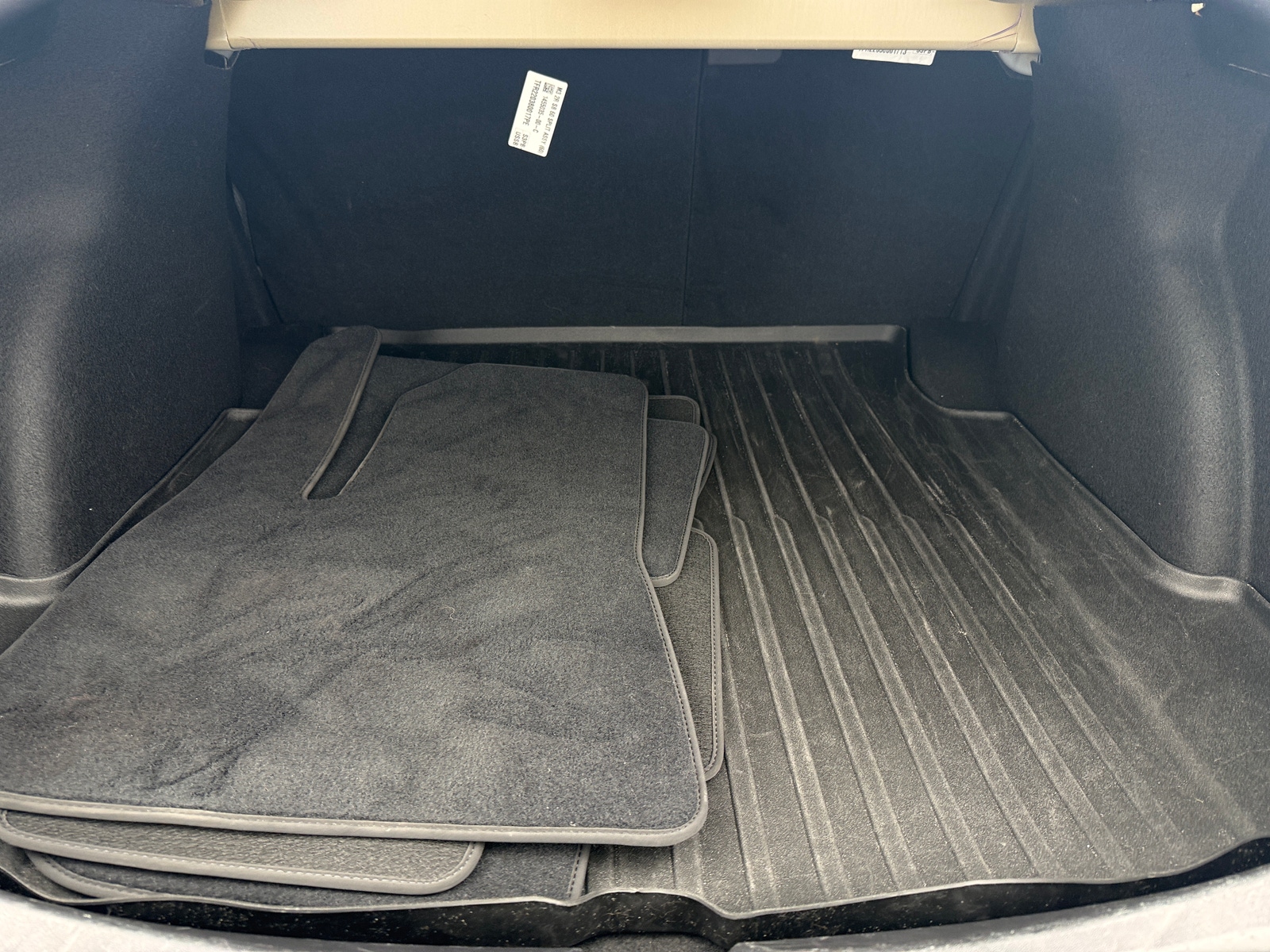 Thumbnail: 2022 Tesla Model 3 - 6