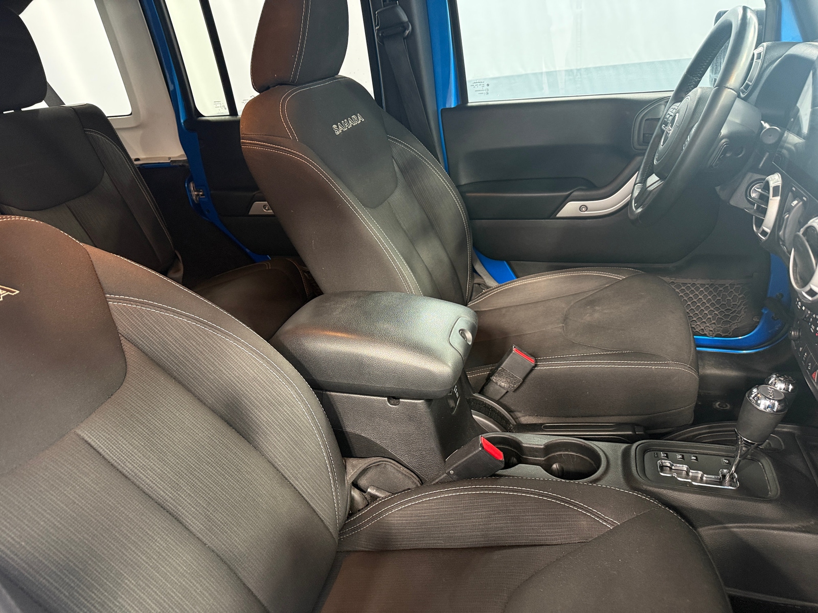 Thumbnail: 2016 Jeep Wrangler - 2