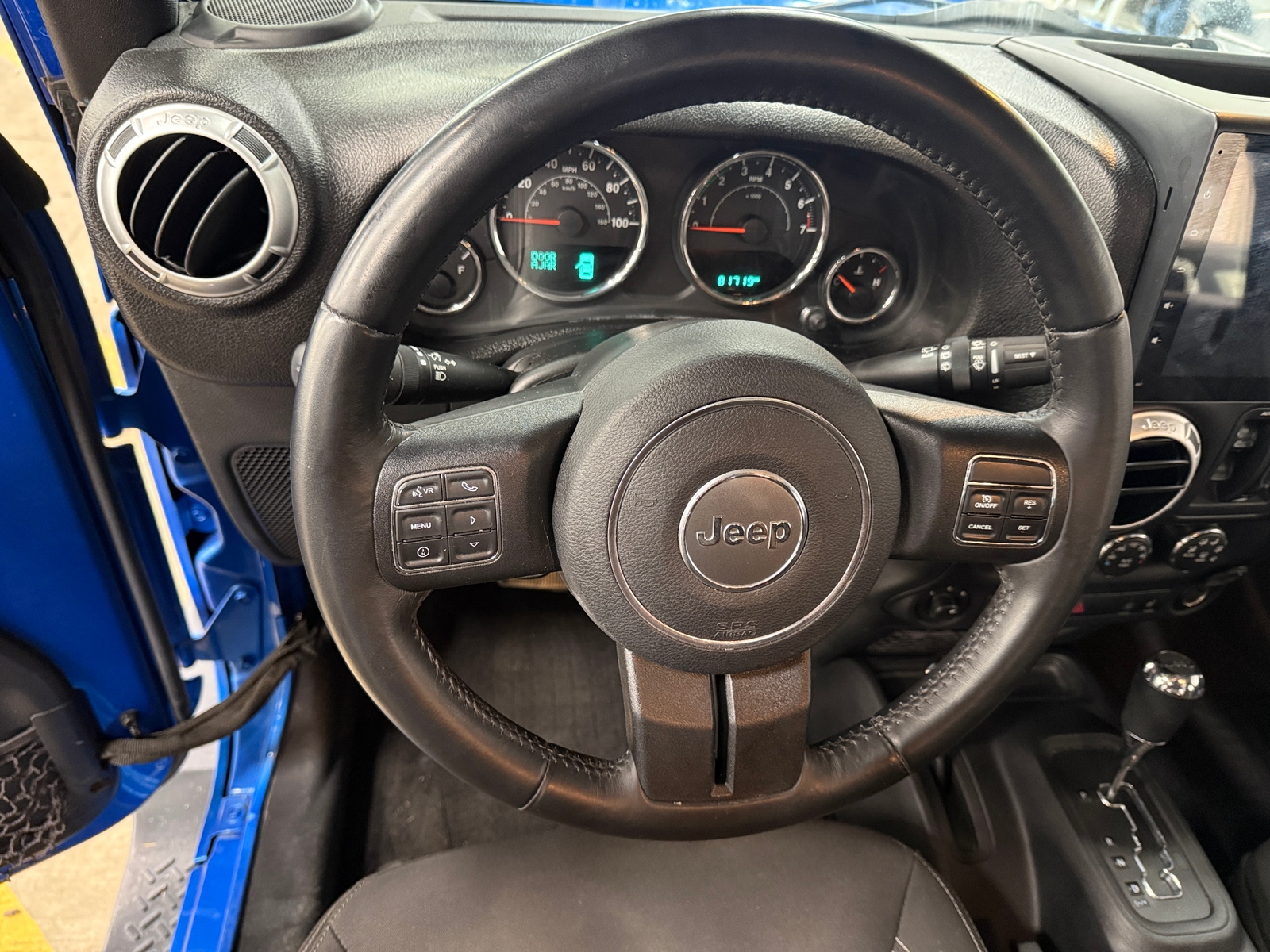 Thumbnail: 2016 Jeep Wrangler - 5