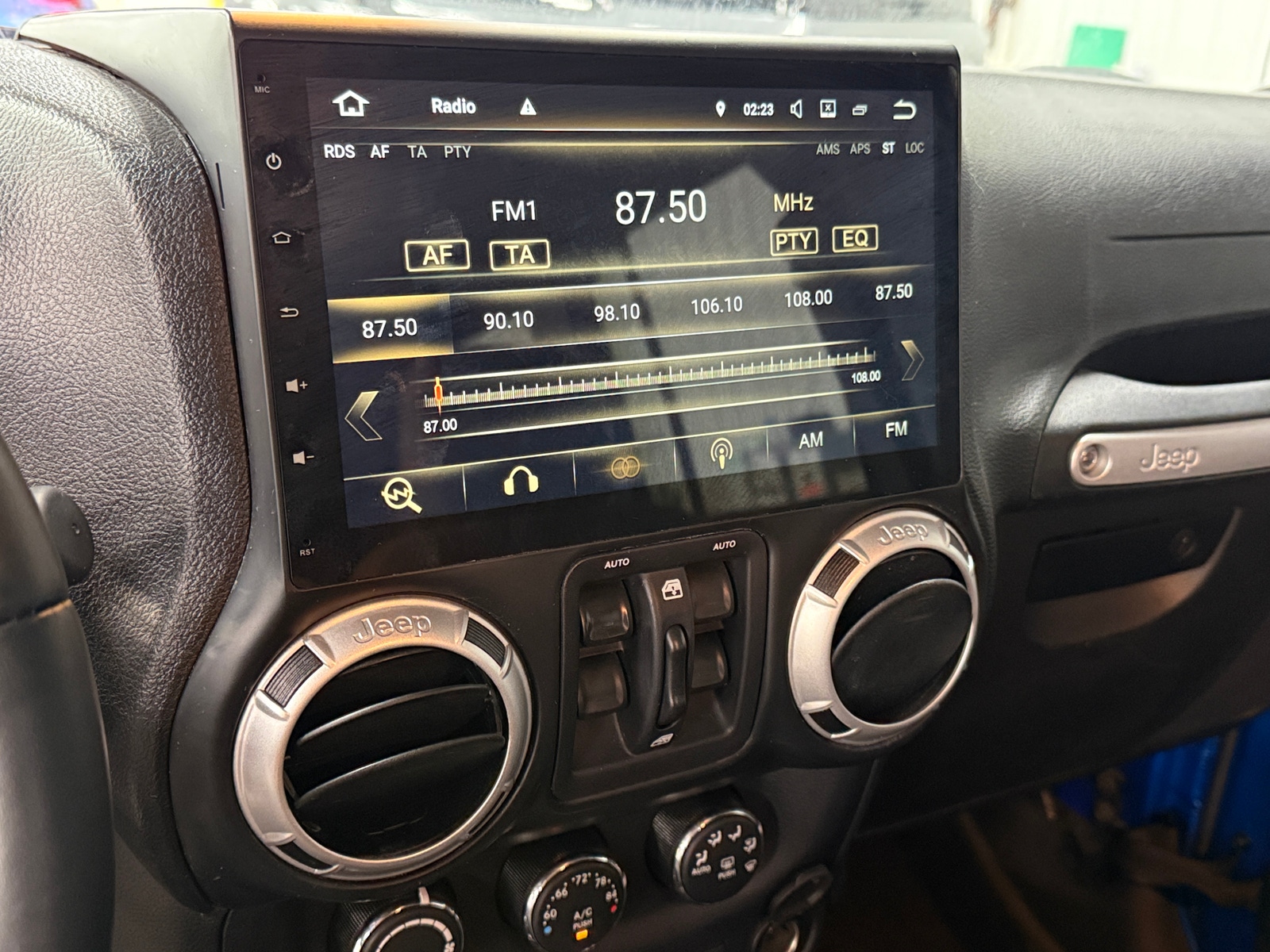 Thumbnail: 2016 Jeep Wrangler - 4