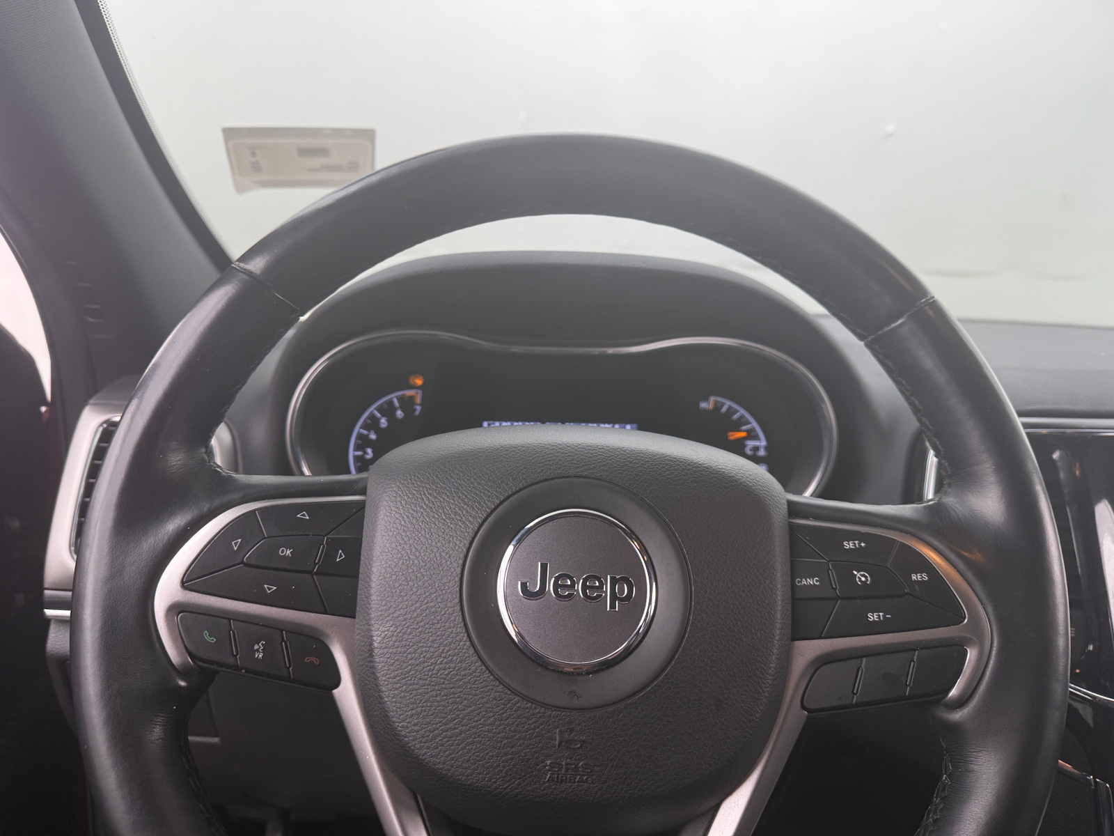 Thumbnail: 2022 Jeep Grand Cherokee - 4