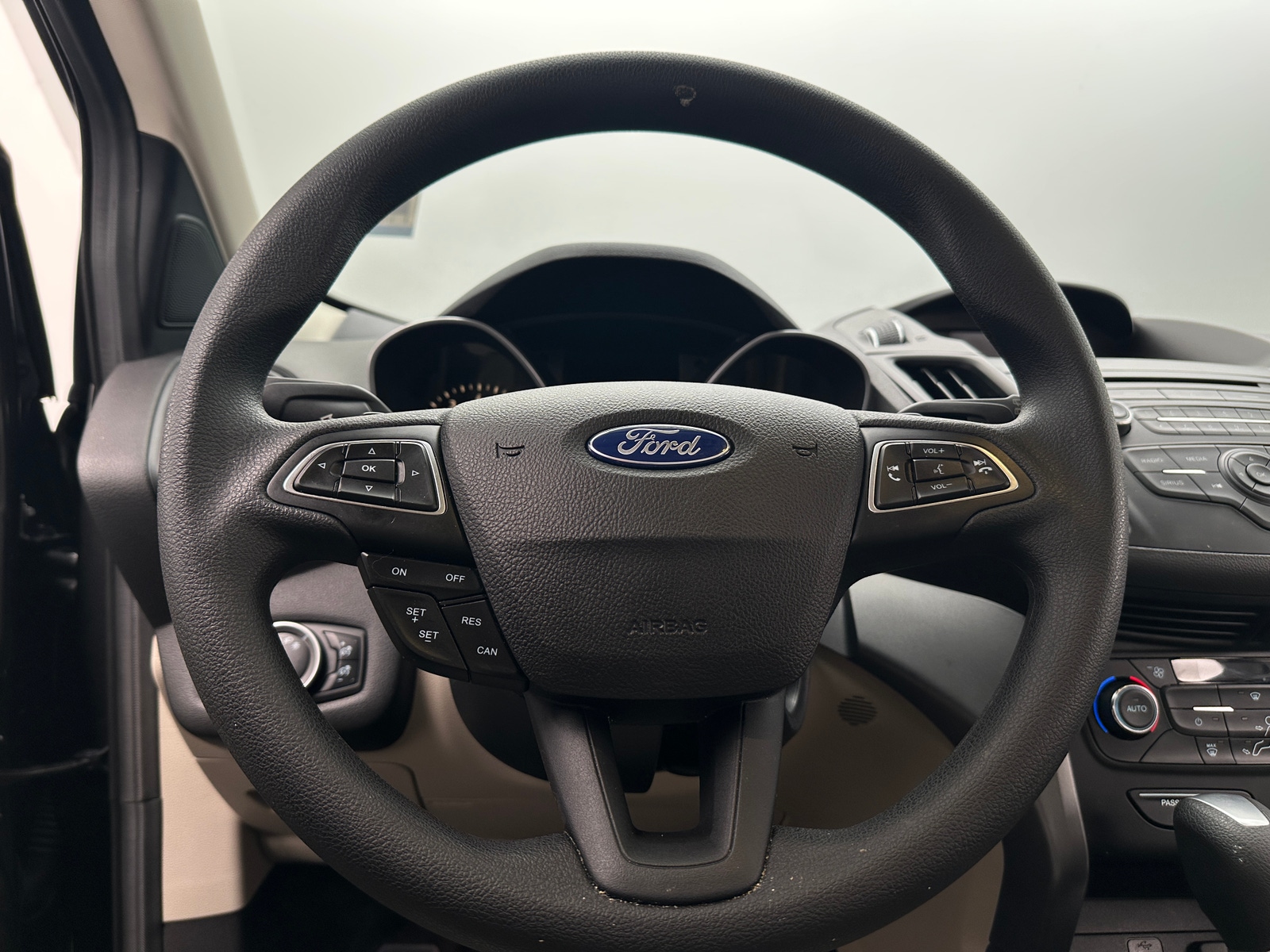 Thumbnail: 2017 Ford Escape - 5