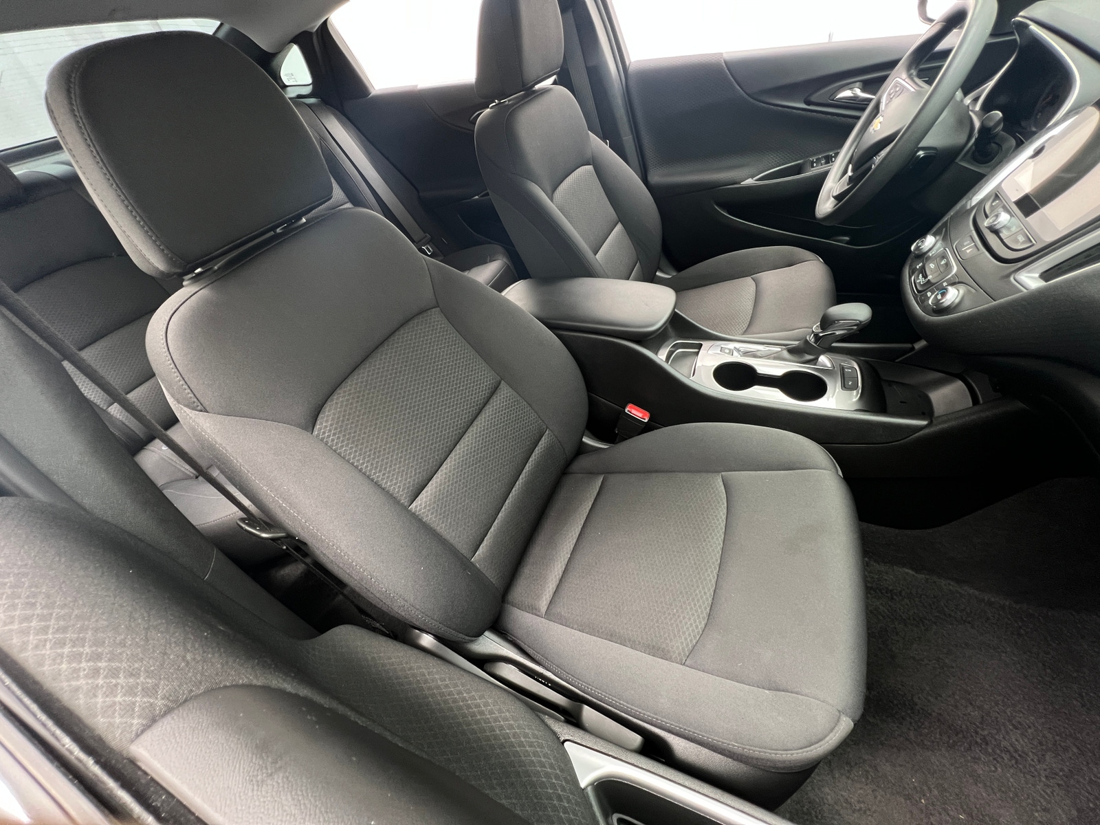 Thumbnail: 2025 Chevrolet Malibu - 2