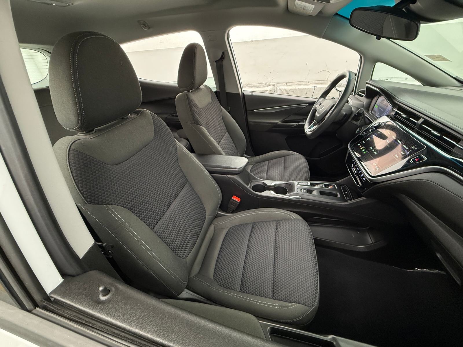 Thumbnail: 2023 Chevrolet Bolt EV - 2