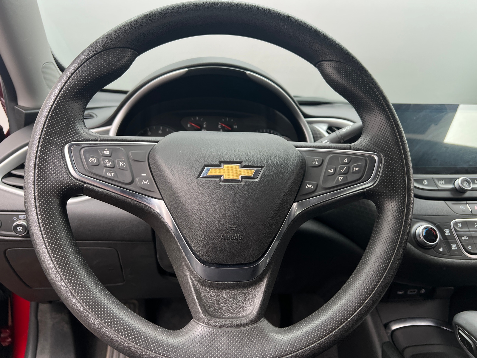 Thumbnail: 2024 Chevrolet Malibu - 5