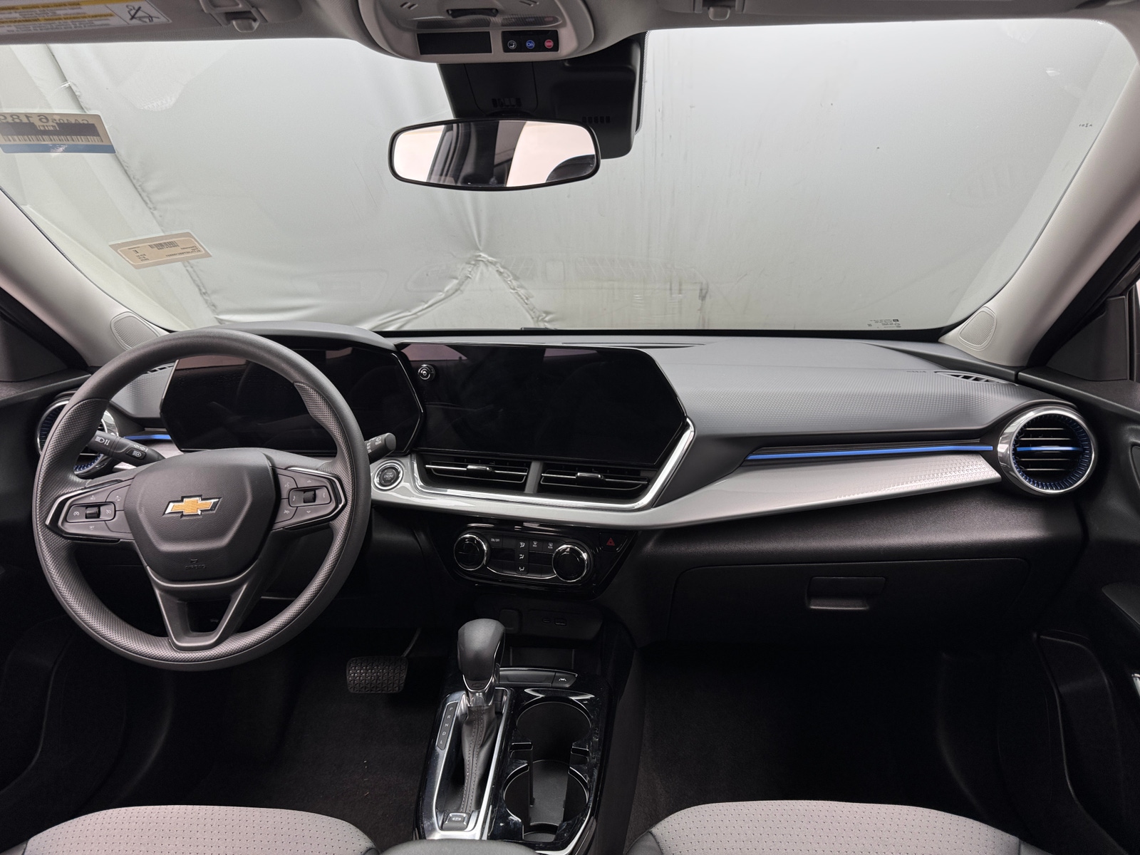 Thumbnail: 2025 Chevrolet Trax - 3