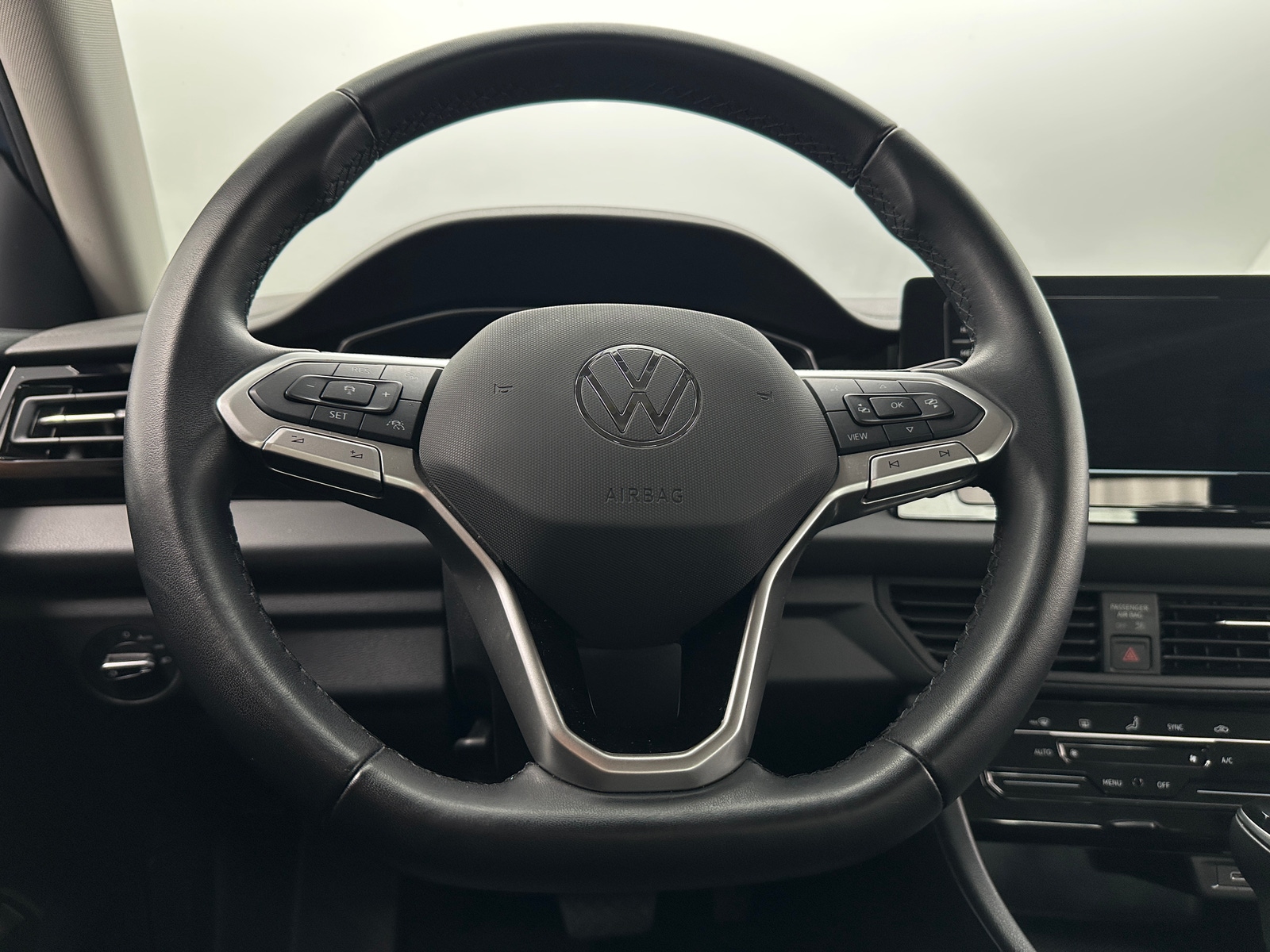 Thumbnail: 2025 Volkswagen Jetta - 5