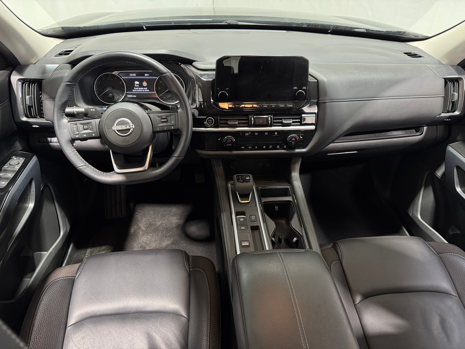 Thumbnail: 2024 Nissan Pathfinder - 2