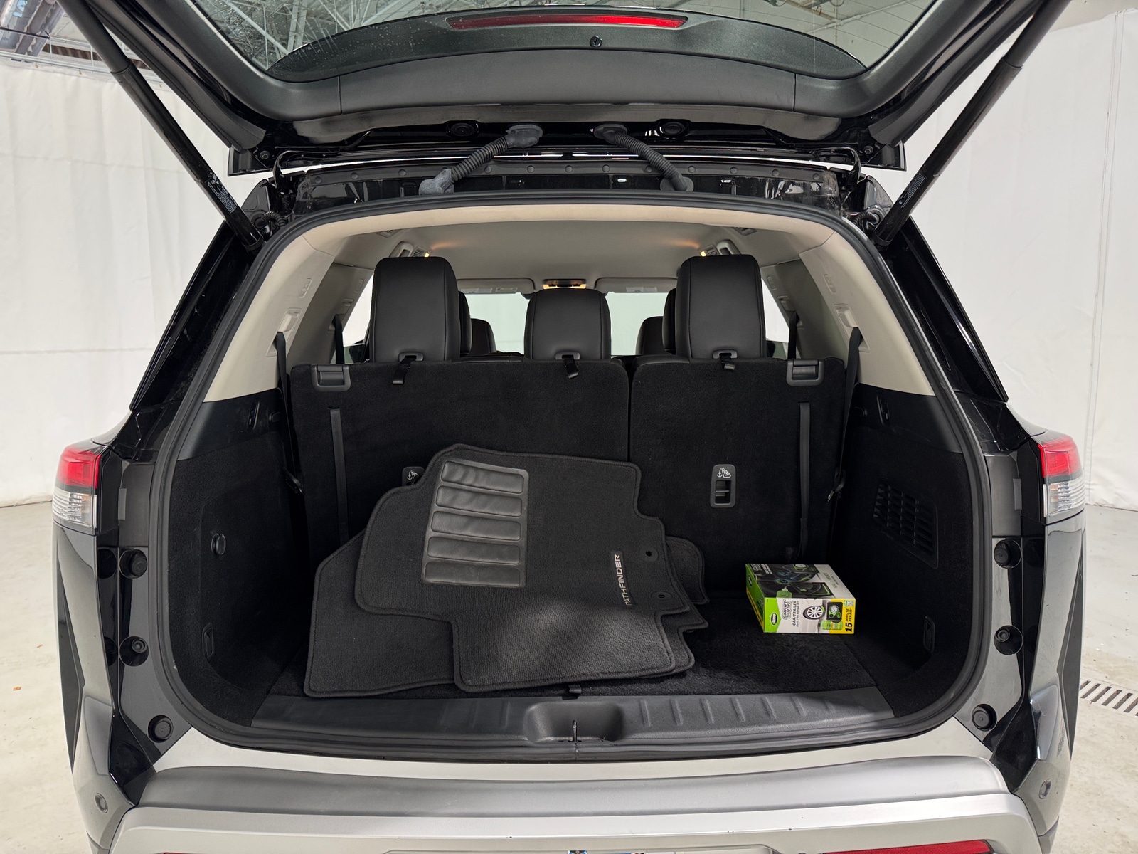 Thumbnail: 2024 Nissan Pathfinder - 6