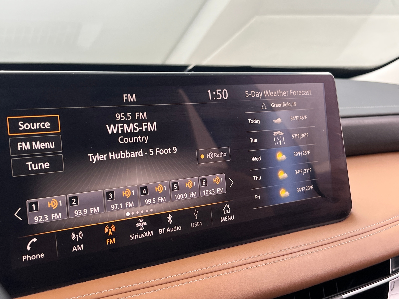 Thumbnail: 2023 INFINITI QX60 - 3