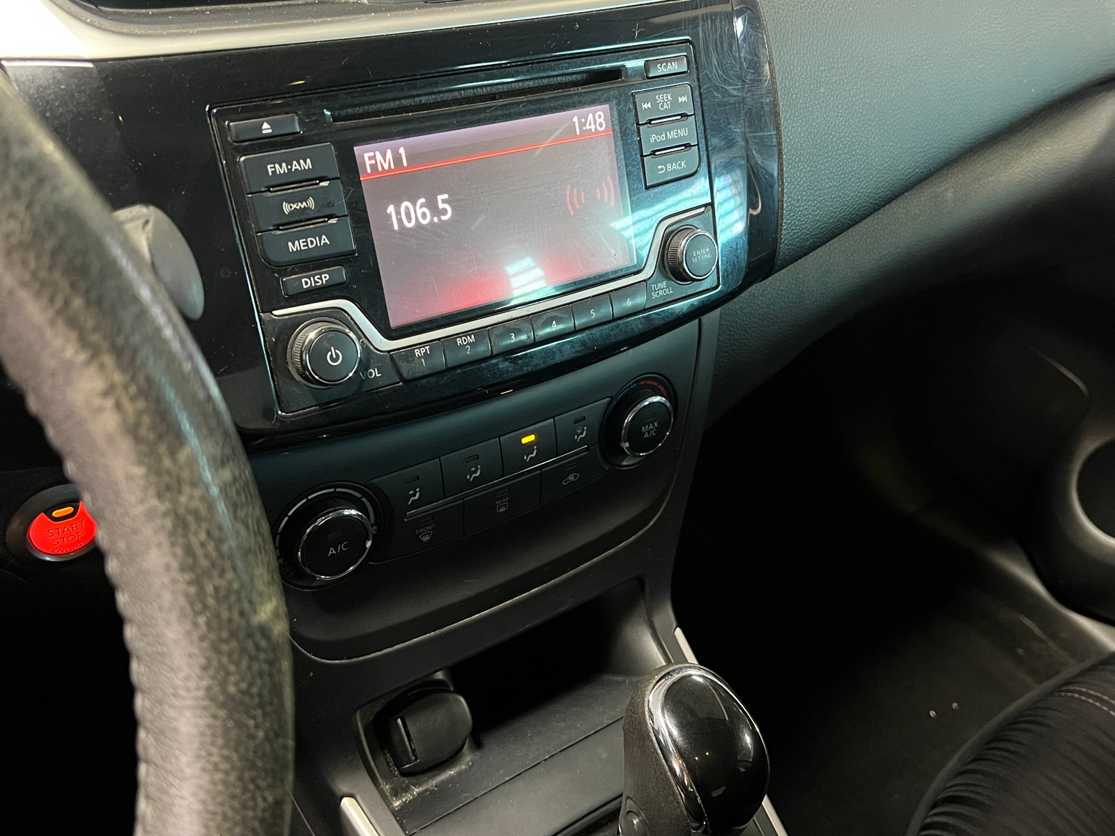 Thumbnail: 2017 Nissan Sentra - 4