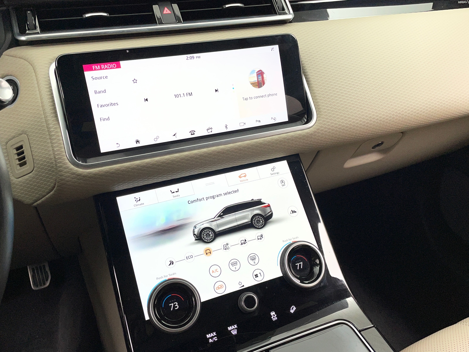 Thumbnail: 2020 Land Rover Range Rover Velar - 3