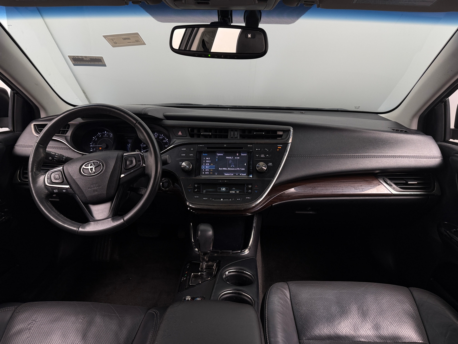 Thumbnail: 2015 Toyota Avalon - 2