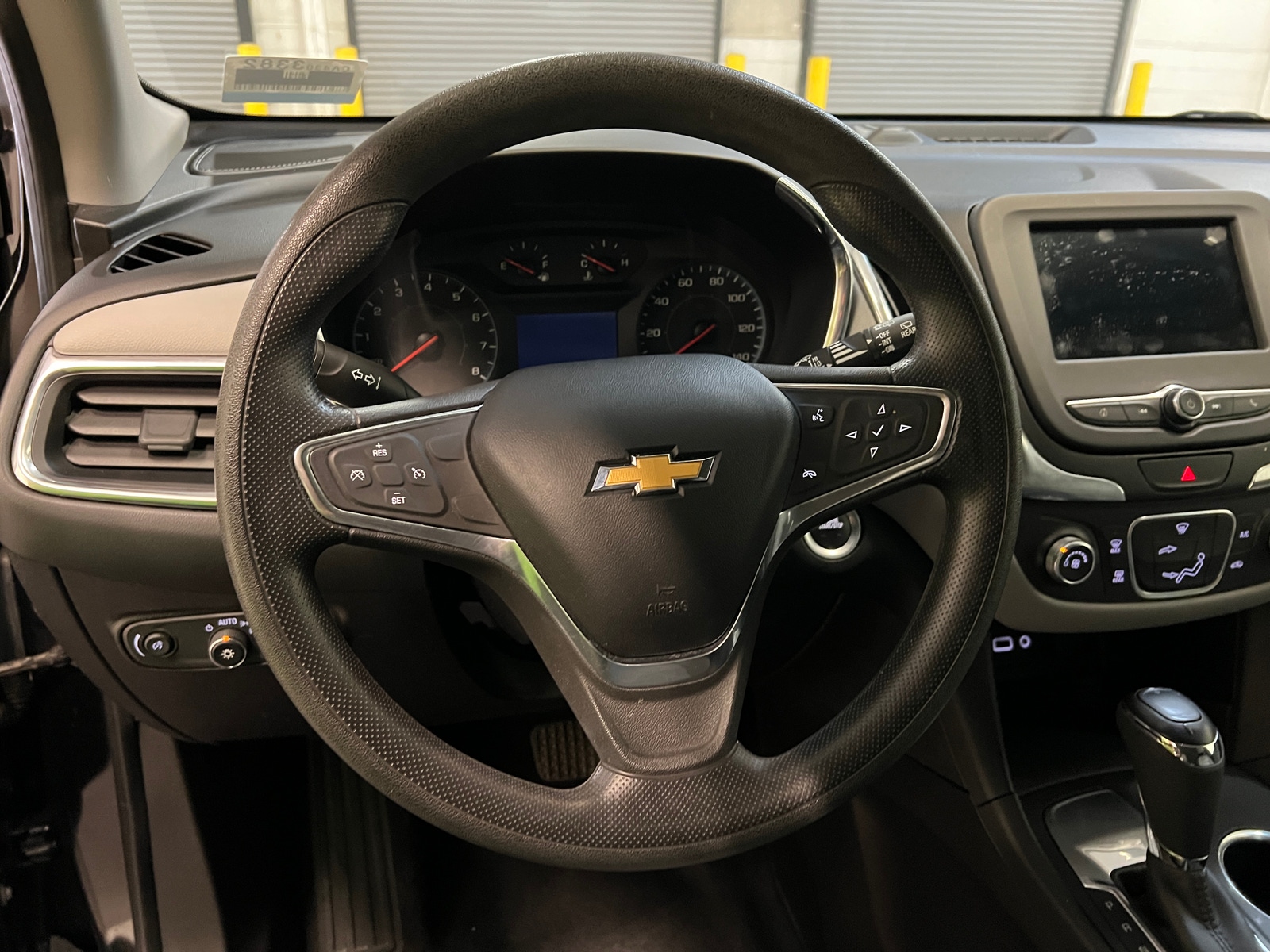 Thumbnail: 2019 Chevrolet Equinox - 5