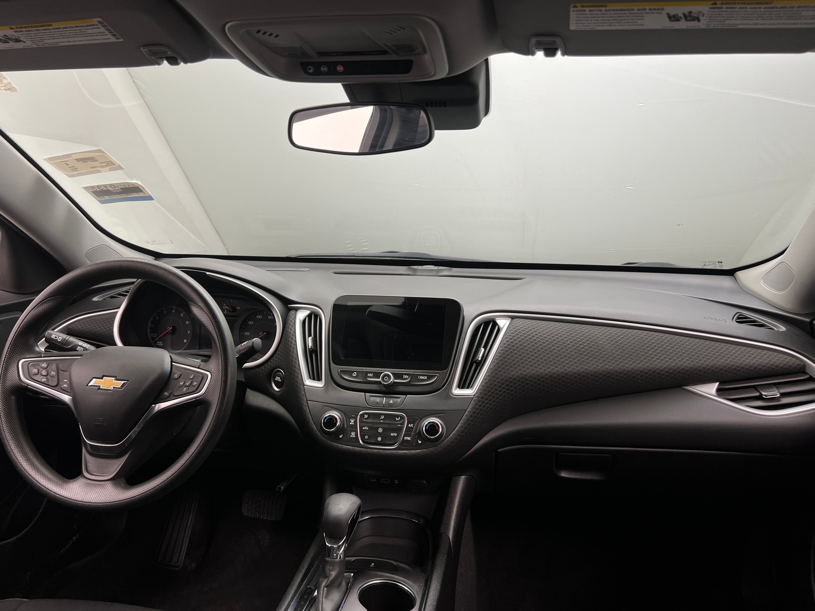 Thumbnail: 2023 Chevrolet Malibu - 3