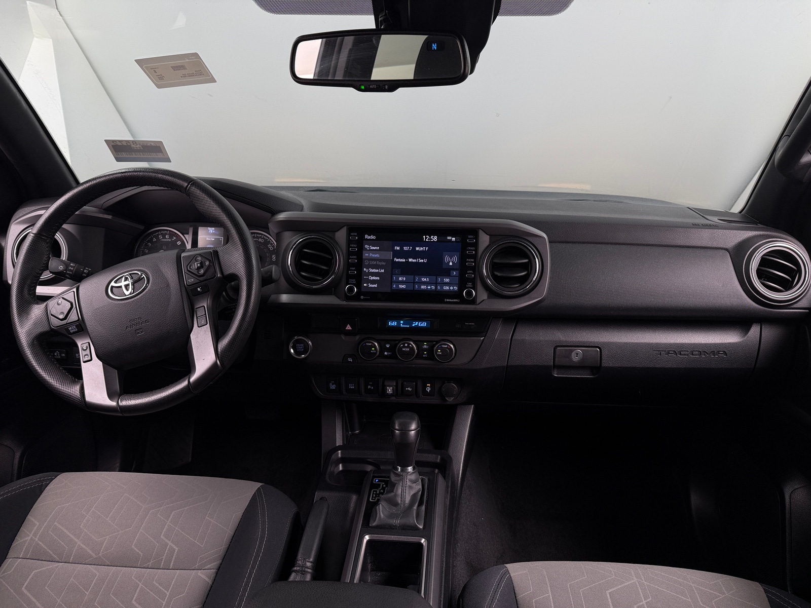 Thumbnail: 2022 Toyota Tacoma - 3