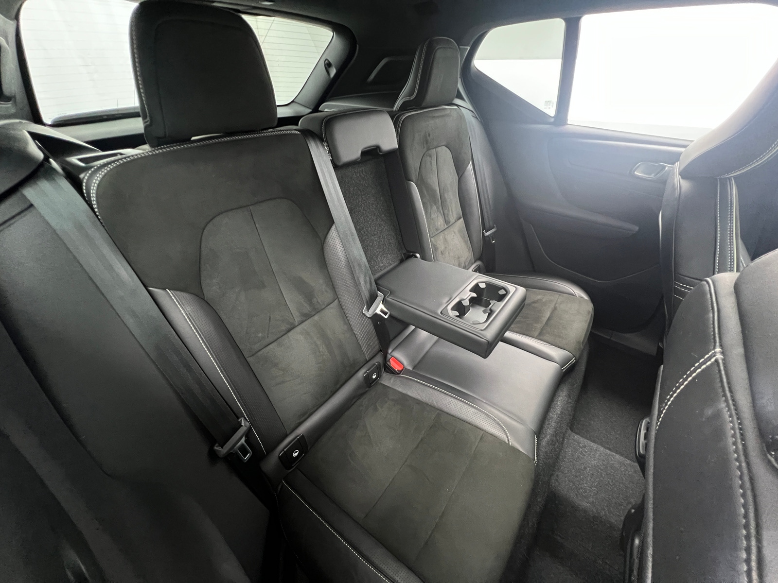 Thumbnail: 2021 Volvo XC40 - 5