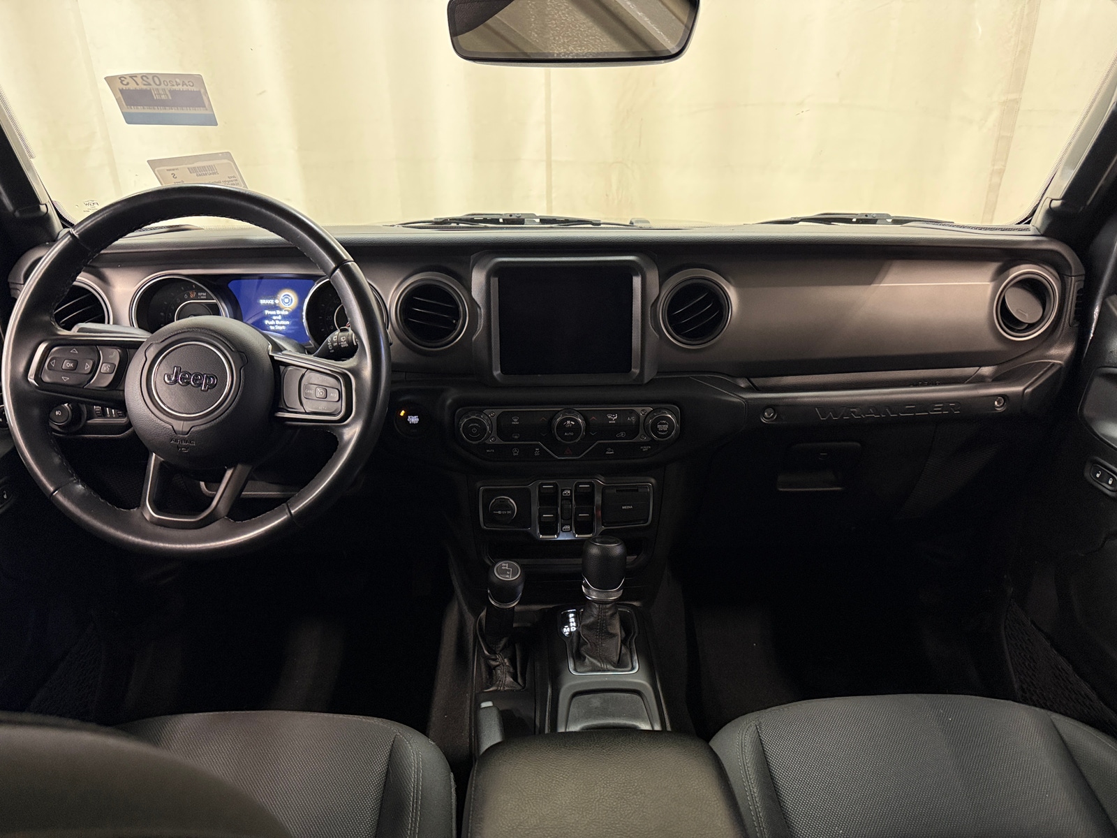 Thumbnail: 2022 Jeep Wrangler - 3