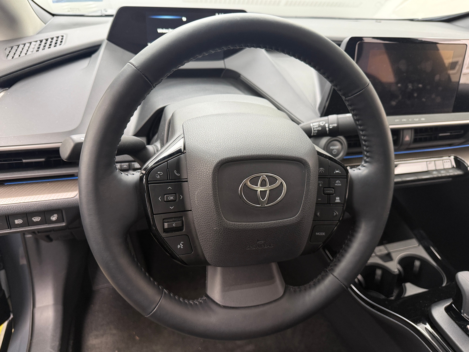 Thumbnail: 2024 Toyota Prius - 4