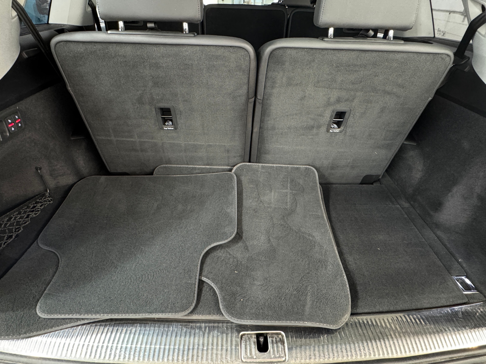 Thumbnail: 2023 Audi Q7 - 6